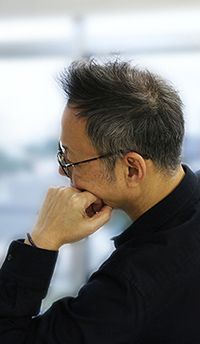 愚痴や悩みが多い母との会話が毎回ストレスです。どんなふうに接すれば楽になるでしょうか。