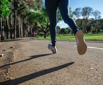 運動量が減って、摂取カロリーが増え、ストレスも増えている！